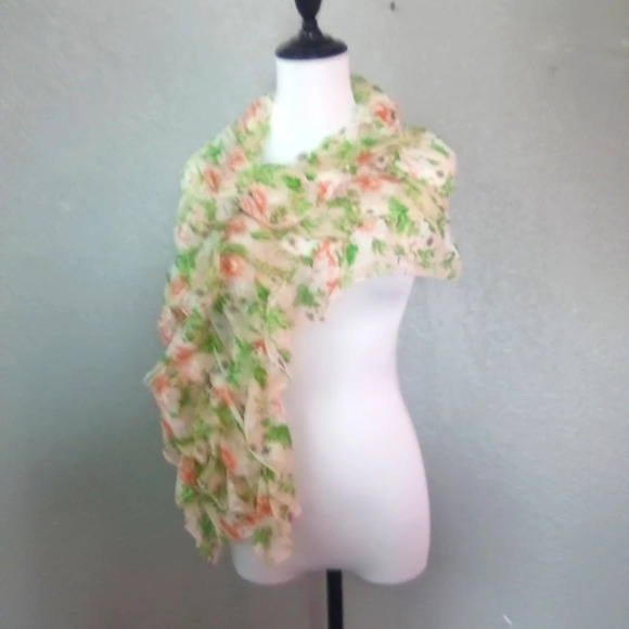 New beautiful scarve ( box T ) box CM - Picture 1 of 2